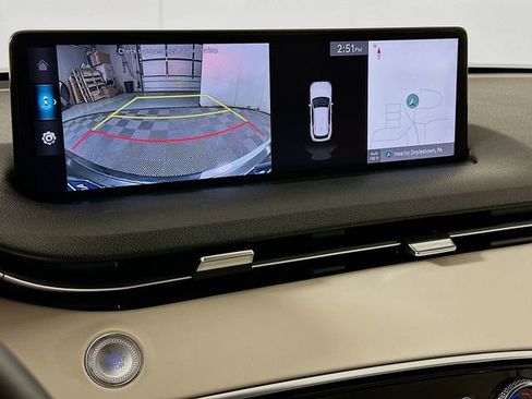 Used 2023 Genesis GV70 2.5T w/ Select Package image 14