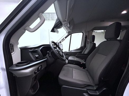 Used 2025 Ford Transit 350 XLT RWD image 10