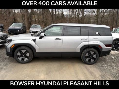 New 2026 Hyundai Santa Fe SE image 2