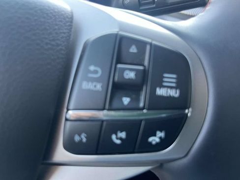 Certified 2026 Ford Explorer Active AWD/4WD image 25