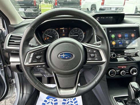 Used 2019 Subaru Impreza 2.0i Limited image 11
