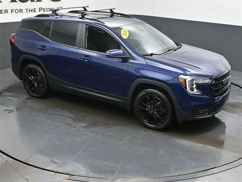 Used 2022 GMC Terrain SLE w/ Driver Convenience Package image 38