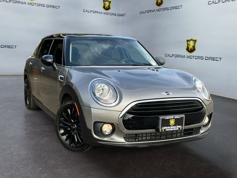 Used 2017 MINI Cooper Clubman image 3