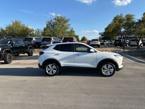 Used 2024 Buick Encore GX Preferred w/ Comfort Package image 11
