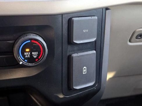 Used 2023 Ford F150 XLT AWD/4WD image 16