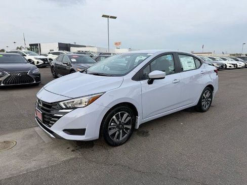 New 2025 Nissan Versa SV w/ Trunk Package image 3