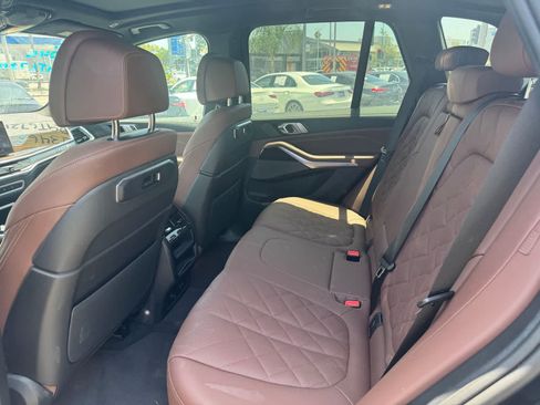 Used 2024 BMW X5 xDrive50e w/ M Sport Package AWD/4WD image 6