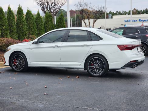 Used 2025 Volkswagen Jetta GLI Autobahn image 9
