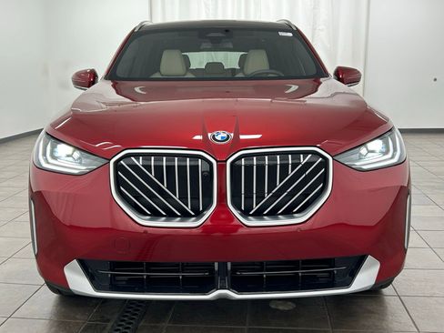 Used 2025 BMW X3 xDrive30i w/ Premium Package image 7