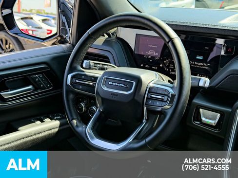 Used 2025 GMC Yukon Denali AWD/4WD image 26