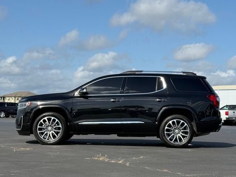Used 2022 GMC Acadia Denali FWD image 2