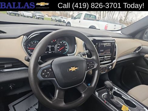 Certified 2023 Chevrolet Traverse LS FWD image 10