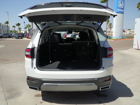 Used 2026 Honda Pilot EX-L image 7
