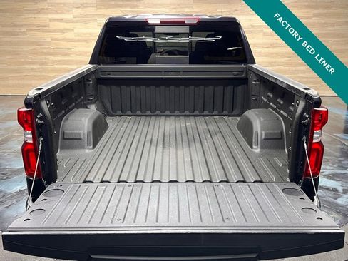 Used 2022 Chevrolet Silverado 1500 LTZ AWD/4WD image 19