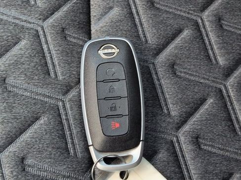 Certified 2026 Nissan Kicks SV FWD image 27