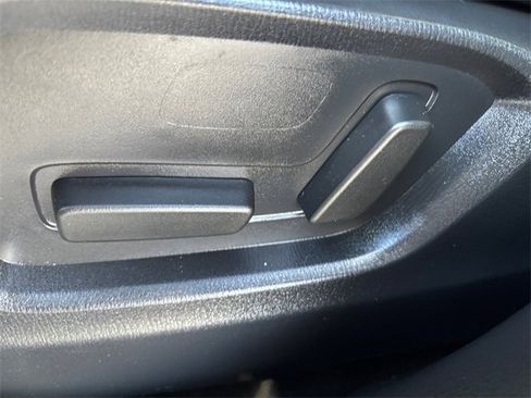 Used 2018 MAZDA CX-5 Touring image 16