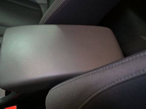 Certified 2025 Subaru Crosstrek 2.0i Premium image 25