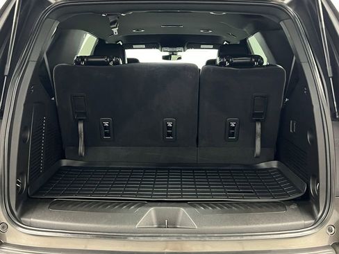 Used 2021 GMC Yukon SLE image 19