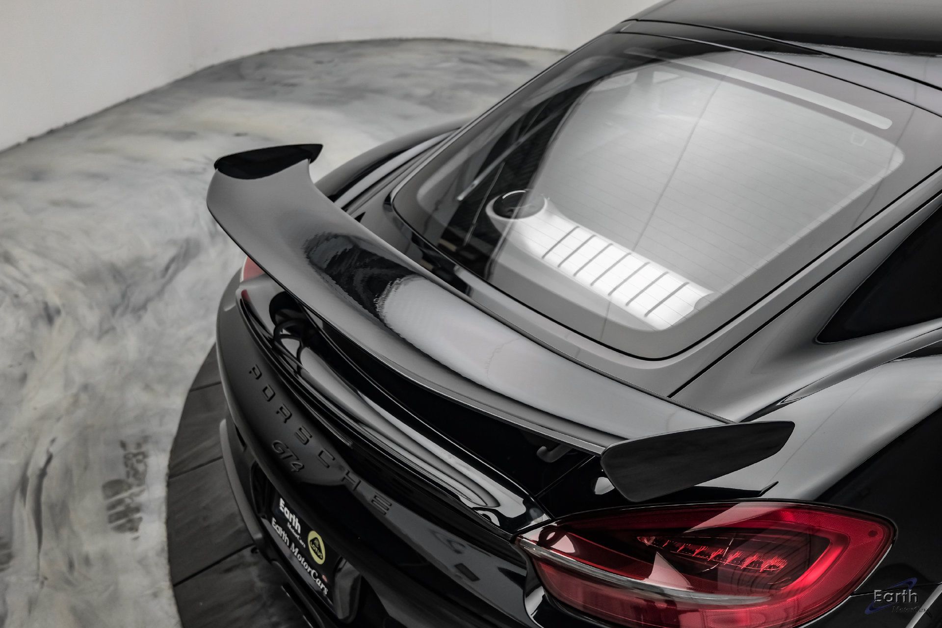 Used 2016 Porsche Cayman GT4 RWD image 17