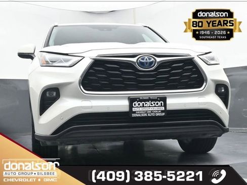 Used 2021 Toyota Highlander Limited image 17