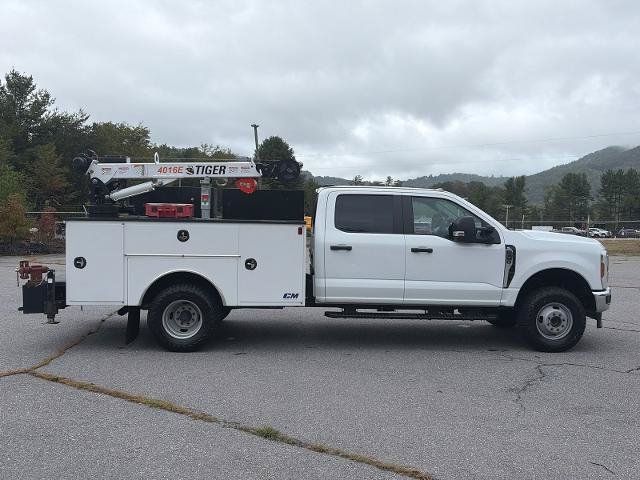 Certified 2024 Ford F350 XL w/ Snow Plow Prep Package AWD/4WD image 2