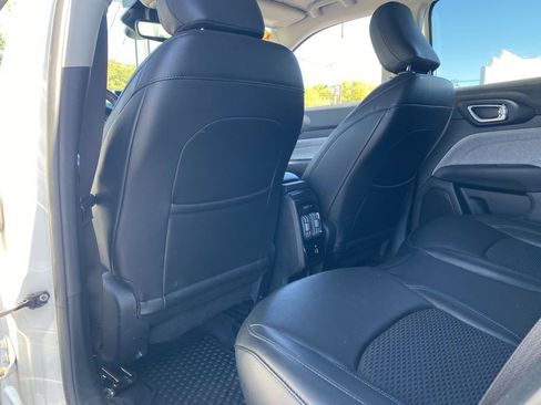 Used 2022 Jeep Compass Latitude w/ Convenience Group image 18