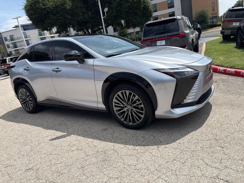 Used 2023 Lexus RZ 450e Premium w/ Accessory Package (2T) AWD/4WD image 7