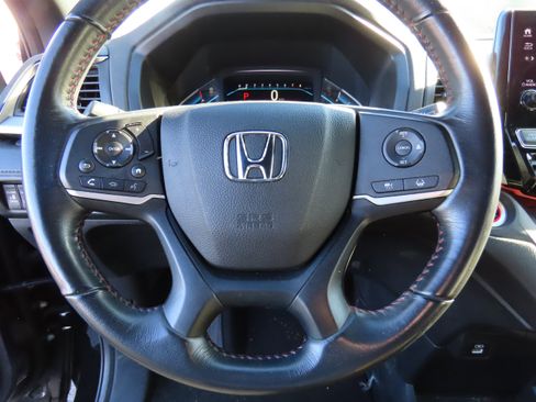 Used 2023 Honda Odyssey Sport image 31