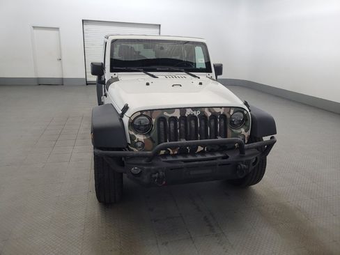 Used 2018 Jeep Wrangler Unlimited Sport S AWD/4WD image 14