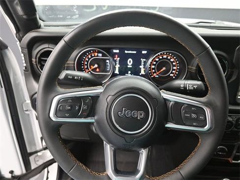 Used 2023 Jeep Gladiator Overland image 7