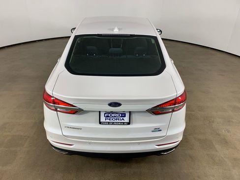 Used 2019 Ford Fusion SE image 11