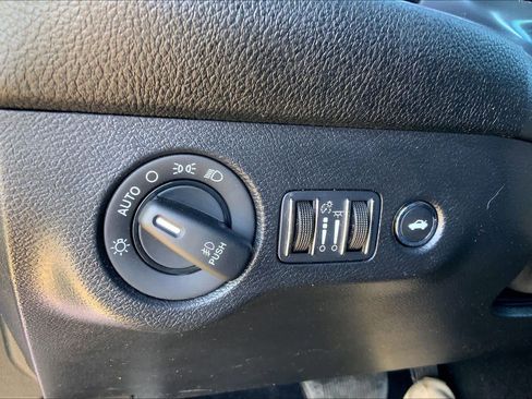 Used 2022 Dodge Challenger SXT w/ Blacktop Package image 29