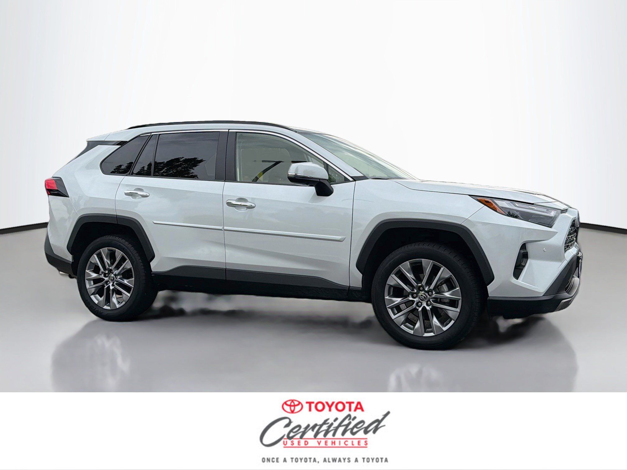 Used 2024 Toyota RAV4 Limited w/ Advanced Technology Package AWD/4WD image 1