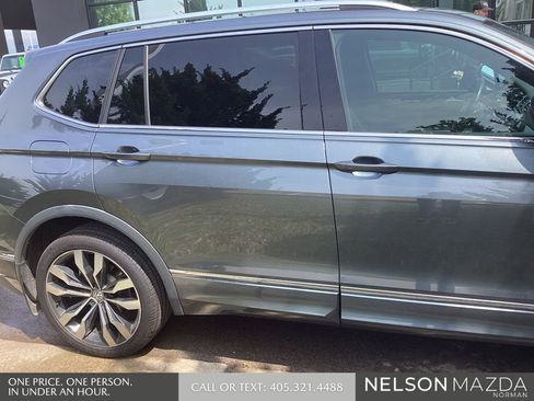 Used 2020 Volkswagen Tiguan SEL Premium R-Line w/ Tiguan Two-Row MDO Package AWD/4WD image 5