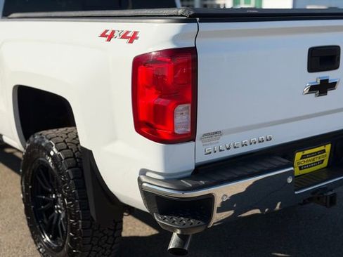 Used 2018 Chevrolet Silverado 1500 LTZ w/ LTZ Plus Package image 12