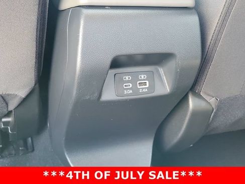 Used 2025 Subaru Crosstrek 2.5i Premium AWD/4WD image 24