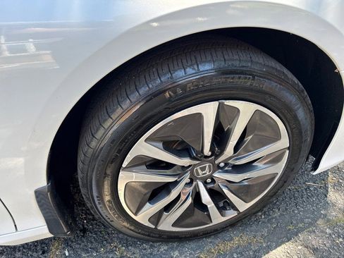Used 2019 Honda Accord Touring image 33