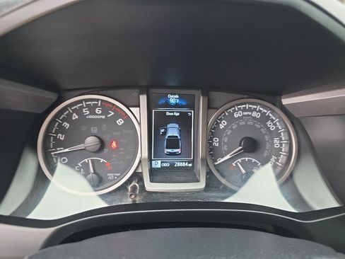 Used 2022 Toyota Tacoma SR5 image 23