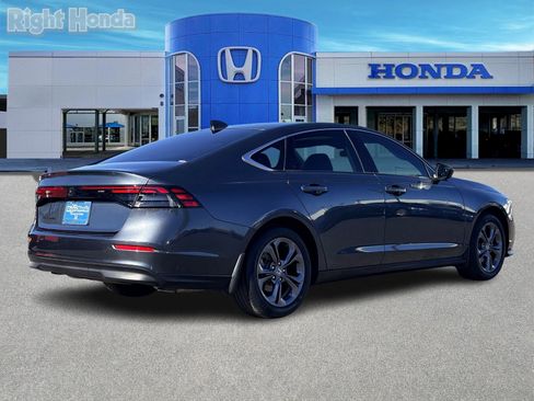 Used 2023 Honda Accord EX image 7