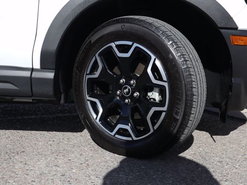 Used 2025 Ford Bronco Sport Outer Banks w/ Outer Banks Tech Package+ image 13