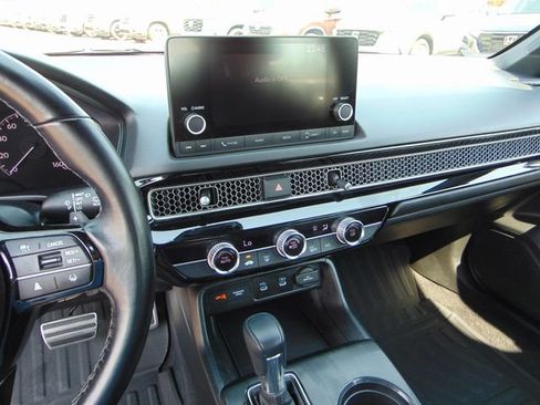 Certified 2025 Honda Civic Sport image 12