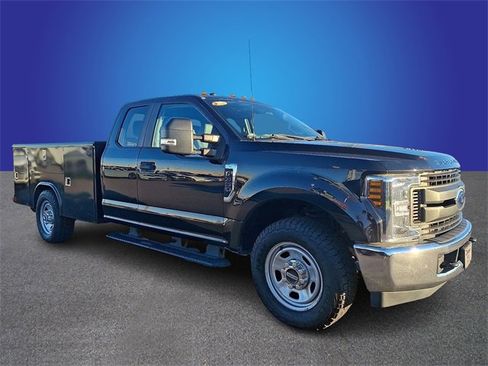 Used 2019 Ford F350 XL w/ XL Value Package image 3