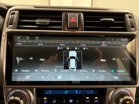 Used 2018 Toyota 4Runner Limited w/ Four Season Floor Mat Package AWD/4WD image 60