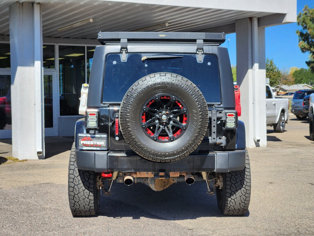 Used 2017 Jeep Wrangler Unlimited Sahara w/ Connectivity Group AWD/4WD image 11