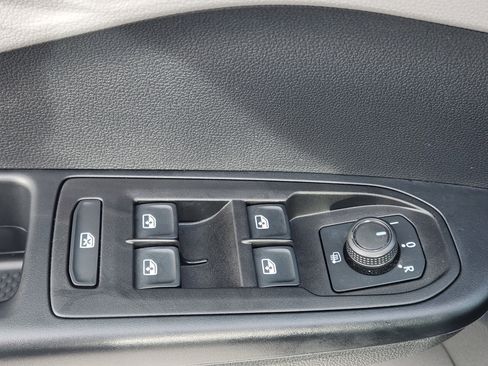 Certified 2023 Volkswagen Taos S w/ Driver Assistance Package image 16