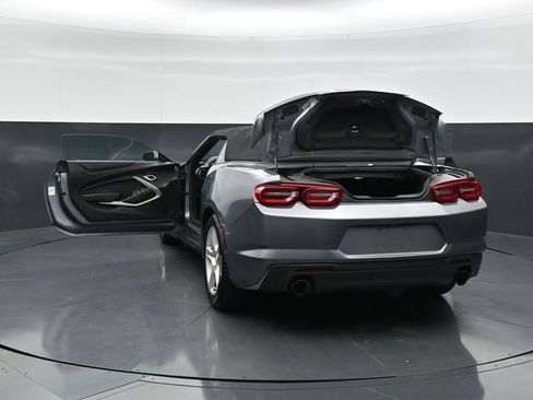 Used 2020 Chevrolet Camaro LT RWD image 44
