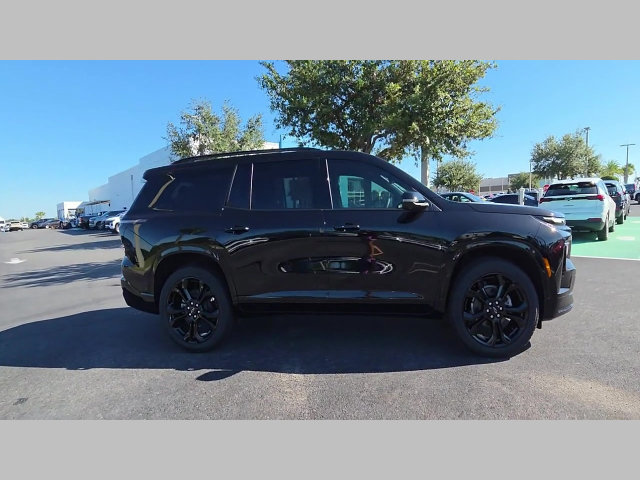 New 2027 Chevrolet Traverse RS w/ LPO, Floor Liner Package FWD image 18
