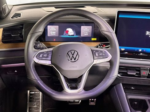 New 2026 Volkswagen Tiguan SEL R-Line image 13