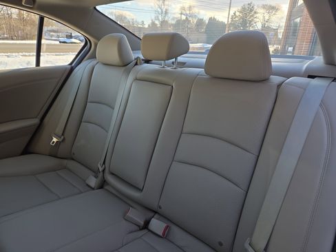 Used 2015 Honda Accord EX-L image 13