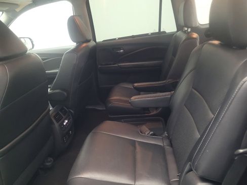 Used 2017 Honda Pilot Elite image 18